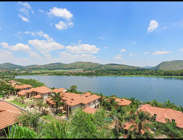 5 BEDROOM HOUSE SOLD IN BIRDWOOD ESTATE